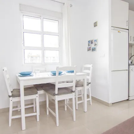 Apartmán Rentalsevilla Guadalete Ii *